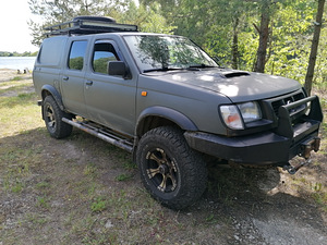 Nissan Pick-UP (1 foto / 12)