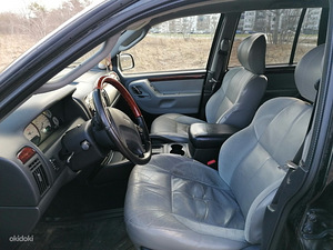 JEEP GRAND CHEROKEE OVERLAND 120 kW -04 (5 foto / 15)