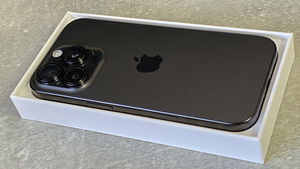 iPhone 16 pro (6 фото из 7)