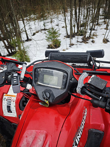 Suzuki kingquad 750 AXi 2018 (4 foto / 7)
