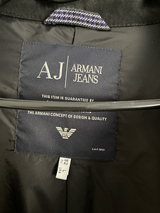 Armani (2 foto / 3)