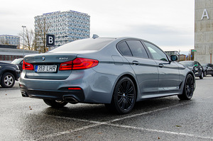 BMW 530 M-Sport Xdrive 3.0D (5 foto / 15)