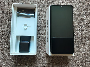 Telefon SAMSUNG GALAXY M 21 (3 foto / 3)