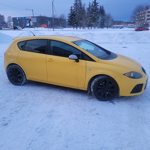 Seat leon fr 2.0 turbo 147kw (1 foto / 9)