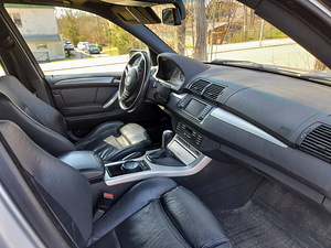 BMW X5. 3.0TDI.135KW. ÜV04.23 (7 foto / 9)