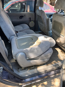 Ford Galaxy 1998a.1.9TDI. ÜV.04.23 (4 foto / 6)
