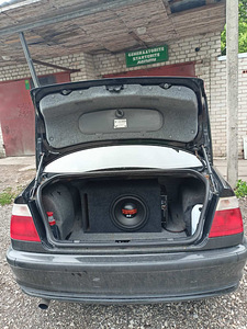 BMW 318i. 1.9bens.87kw.ÜV 05.23. (2 foto / 10)