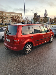 VW Touran 2005.1,9TDI.manual.UV.09.25. (2 foto / 10)