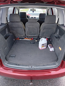 VW Touran 2005.1,9TDI.manual.UV.09.25. (8 foto / 10)
