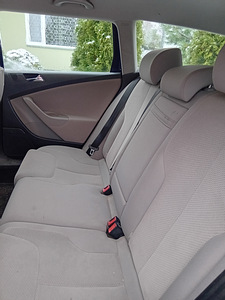 VW Passat 2006.2.0TDI .4WD.MANUAL. UV.11.25 (5 foto / 5)