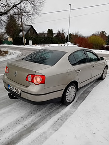 VW Passat 2007 1,9TDI,manual. UV.10.25 (2 foto / 6)