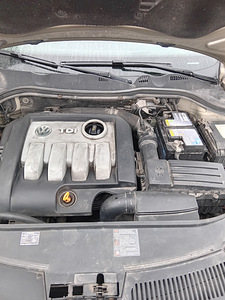 VW Passat 2007 1,9TDI,manual. UV.10.25 (6 foto / 6)