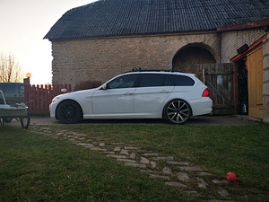 Audi 19" легкосплавные диски (3 фото из 8)