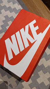 Nike Air Jordan 4 Starfish (8 foto / 9)