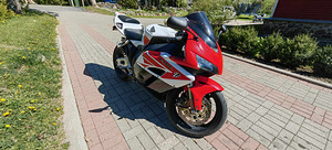 Honda cbr1000rr (3 foto / 5)