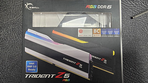 G.Skill Trident Z5 RGB 64GB (2x32GB) DDR5-6400 CL32 (1 foto / 2)