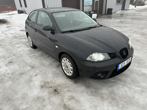 Seat ibiza (2 foto / 9)