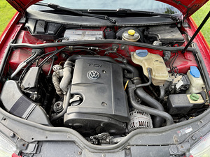 Volkswagen Passat 1.9 81kw (13 foto / 13)