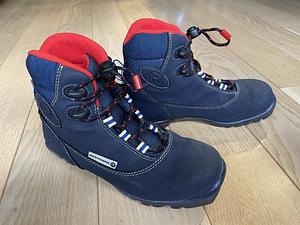 Laste suusasaapad Rossignol NNN s35 (1 foto / 5)