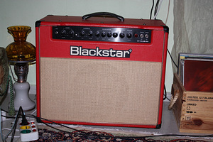 Гитарный усилитель Blackstar HT40 (1 фото из 6)