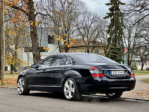 Mercedes-Benz S500 Long 4-matic Designo (2 foto / 13)