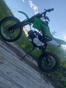 Kawasaki 125cc (2 foto / 3)