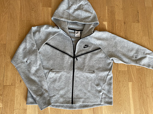Толстовка Nike SPORTSWEAR TECH FLEECE, M (1 фото из 2)