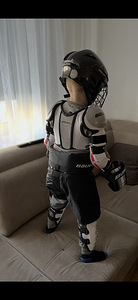 Bauer hokikomplekt vanusele 4-6 aastat (18-27 kg) (3 foto / 9)