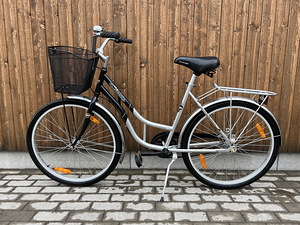Naiste Classic linnarattas 3 käike (3 foto / 6)