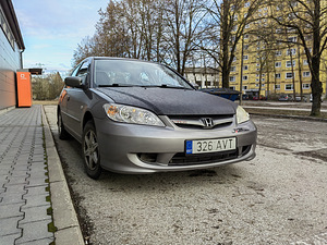 Honda civic VTEC 2005 TÜV 02.2024 (4 foto / 11)