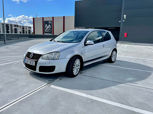 Volkswagen Golf 1.9TDI 77kW ATM (1 foto / 8)