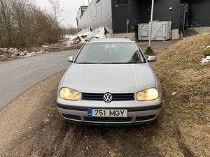 Volkswagen golf (2 foto / 7)