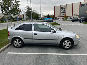 Opel Astra (5 фото из 10)