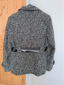 Vööga jakk/ mantel nr.42 (2 foto / 2)