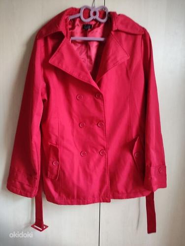 Красивое красное полупальто / куртка с поясом XL (фото #1)
