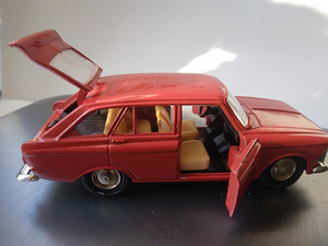 Mudelauto Iž kombi 1500 A12. Ilma Made in ussr. 1:43 (3 foto / 8)