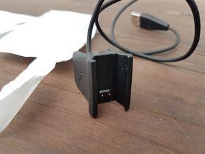 Fitbit Alta HR aktiivsusmonitor (2 foto / 5)