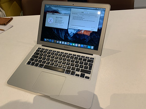 Apple Macbook Air 13 дюймов (3 фото из 3)