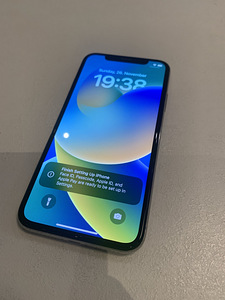 Продается iPhone X Silver 64GB (2 фото из 7)