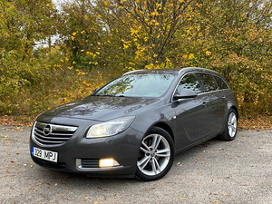 Opel Insignia Sports Tourer SW 2.0 CDTi 118kW 2012 (3 foto / 15)