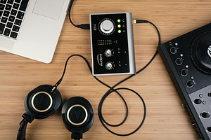 Audient ID14 Helikaart + Ugreen kaabel + XLR mikrofon (5 foto / 5)