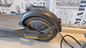 Ninebot Segway Max G30 (3 foto / 4)