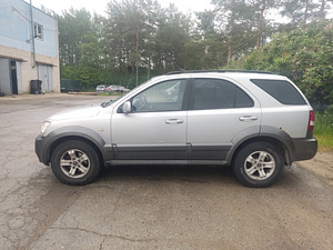 Kia sorento 2.5 103kw 2005 (3 foto / 9)