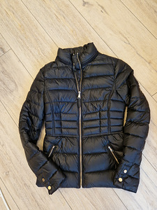 Пуховик Massimo Dutti xs (1 фото из 3)