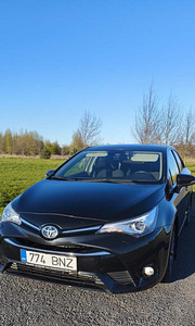Toyota Avensis Active Plus 2.0 112kW (3 foto / 15)