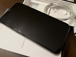 iPhone 11 Про 64 ГБ (2 фото из 5)