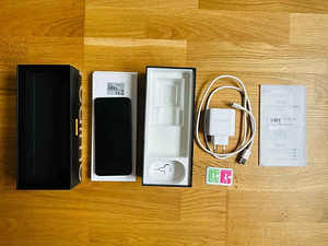 Realme GT master edition (6/128 GB) (5 foto / 5)