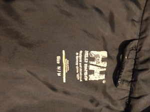 Куртка Helly Hansen, размер M (5 фото из 5)