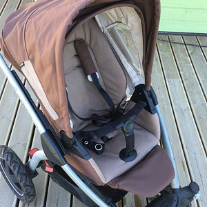 Vanker MaxiCosi Mura Plus 4 + Maxi Cosi cabriofix turvahäll (5 foto / 8)