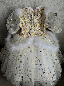 Kleit Snow Maiden Snegurochka (2 foto / 5)
